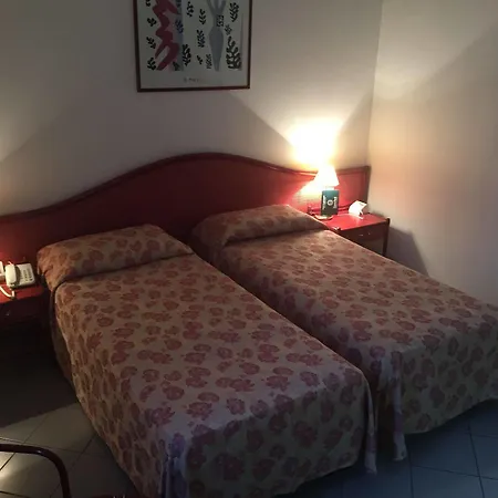 Park Motel 4*